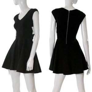Free***BAR III fit and flare dress M Like NEW (free with purchase over $30)